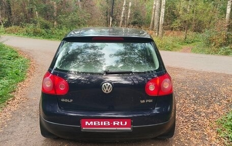 Volkswagen Golf V, 2004 год, 700 000 рублей, 2 фотография