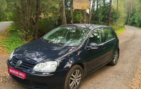 Volkswagen Golf V, 2004 год, 700 000 рублей, 4 фотография