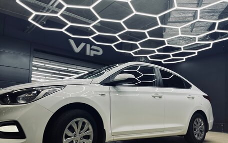 Hyundai Solaris II рестайлинг, 2018 год, 1 020 000 рублей, 9 фотография