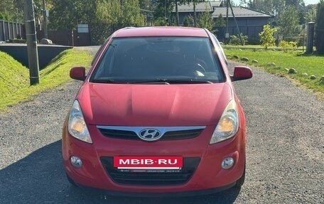 Hyundai i20 IB рестайлинг, 2010 год, 790 000 рублей, 2 фотография
