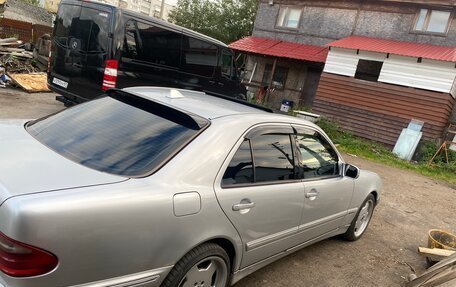 Mercedes-Benz E-Класс, 2000 год, 550 000 рублей, 6 фотография