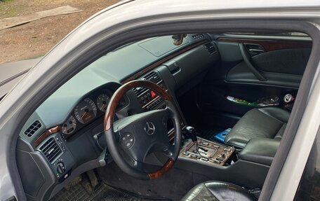 Mercedes-Benz E-Класс, 2000 год, 550 000 рублей, 9 фотография