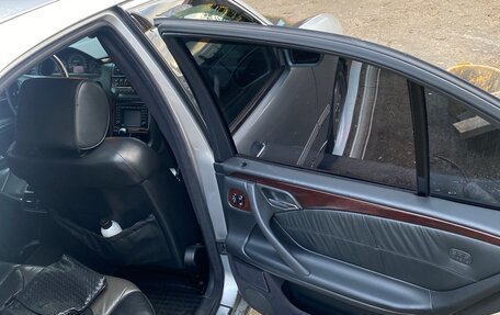 Mercedes-Benz E-Класс, 2000 год, 550 000 рублей, 11 фотография