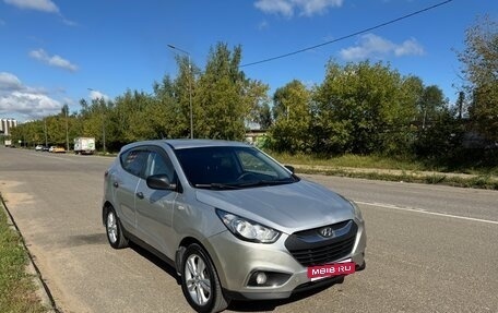 Hyundai ix35 I рестайлинг, 2011 год, 980 000 рублей, 2 фотография