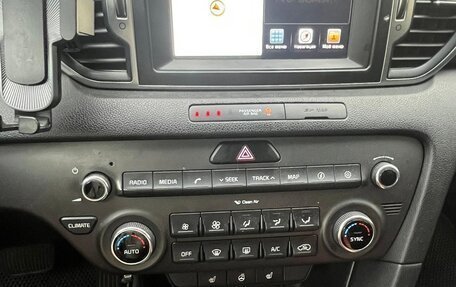 KIA Sportage IV рестайлинг, 2017 год, 2 000 000 рублей, 2 фотография