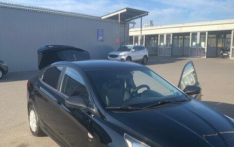 Hyundai Solaris II рестайлинг, 2012 год, 1 150 000 рублей, 10 фотография