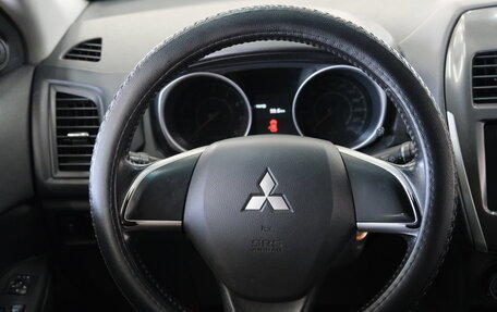 Mitsubishi ASX I рестайлинг, 2013 год, 979 000 рублей, 12 фотография