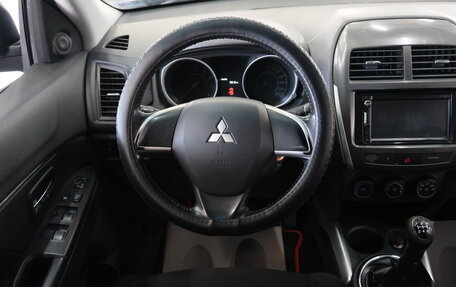 Mitsubishi ASX I рестайлинг, 2013 год, 979 000 рублей, 11 фотография