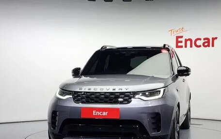 Land Rover Discovery IV, 2024 год, 8 400 000 рублей, 3 фотография