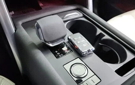 Land Rover Discovery IV, 2024 год, 8 400 000 рублей, 9 фотография
