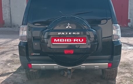 Mitsubishi Pajero IV, 2007 год, 1 430 000 рублей, 3 фотография