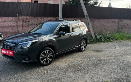 Subaru Forester, 2022 год, 3 300 000 рублей, 2 фотография