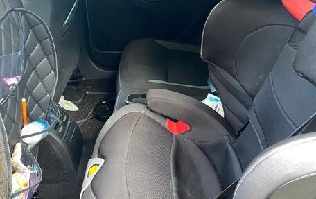 Skoda Yeti I рестайлинг, 2017 год, 1 900 000 рублей, 7 фотография