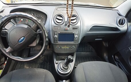 Ford Fiesta, 2007 год, 510 000 рублей, 8 фотография