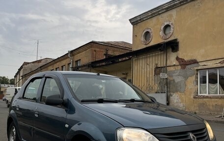 Renault Logan I, 2015 год, 700 000 рублей, 1 фотография