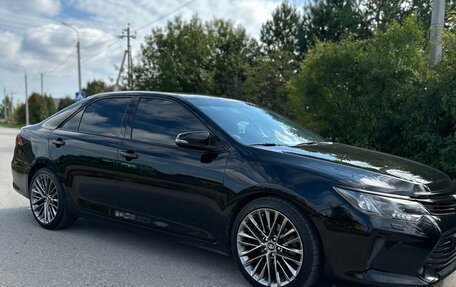 Toyota Camry, 2015 год, 2 400 000 рублей, 2 фотография