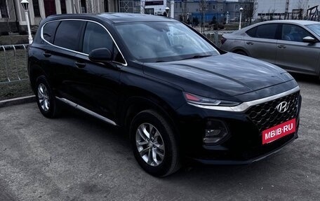 Hyundai Santa Fe IV, 2018 год, 2 295 000 рублей, 2 фотография