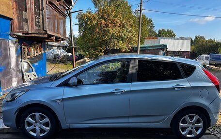 Hyundai Solaris II рестайлинг, 2012 год, 490 000 рублей, 4 фотография