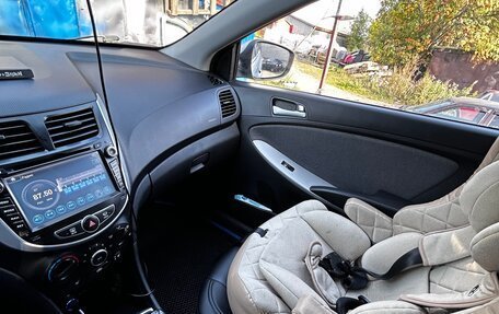 Hyundai Solaris II рестайлинг, 2012 год, 490 000 рублей, 6 фотография