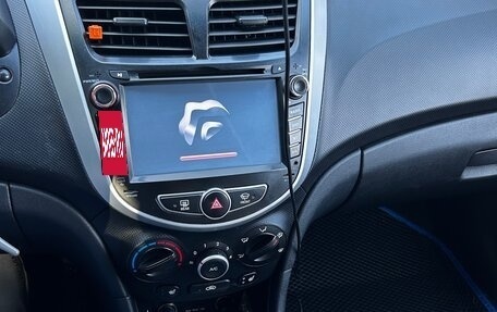 Hyundai Solaris II рестайлинг, 2012 год, 490 000 рублей, 10 фотография