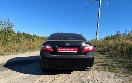 Toyota Camry, 2011 год, 1 249 000 рублей, 2 фотография