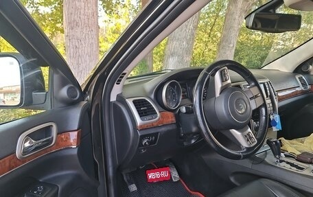 Jeep Grand Cherokee, 2012 год, 1 690 000 рублей, 5 фотография