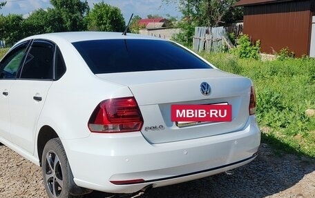 Volkswagen Polo VI (EU Market), 2015 год, 800 000 рублей, 2 фотография