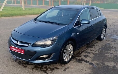 Opel Astra J, 2014 год, 845 000 рублей, 1 фотография