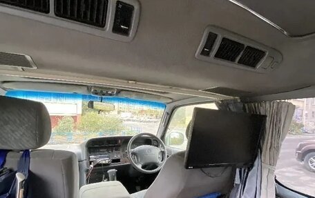 Toyota HiAce H100, 1997 год, 350 000 рублей, 6 фотография