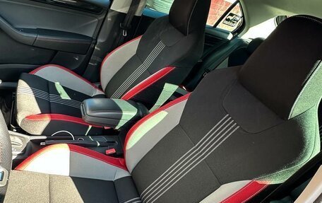 Skoda Rapid I, 2018 год, 1 290 000 рублей, 6 фотография