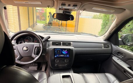 Chevrolet Tahoe III, 2008 год, 1 800 000 рублей, 10 фотография