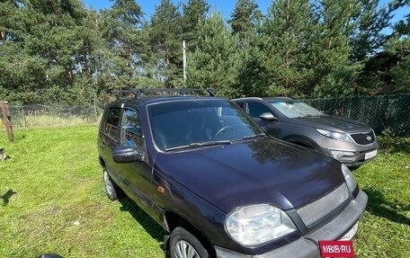 Chevrolet Niva I рестайлинг, 2004 год, 300 000 рублей, 2 фотография