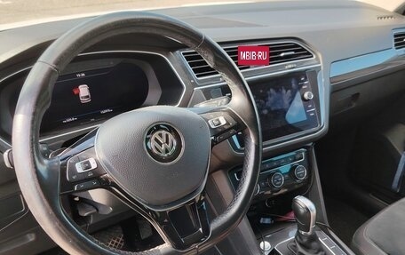 Volkswagen Tiguan II, 2018 год, 2 200 000 рублей, 8 фотография