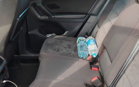 Volkswagen Tiguan II, 2018 год, 2 200 000 рублей, 19 фотография