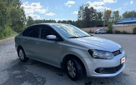 Volkswagen Polo VI (EU Market), 2013 год, 1 070 000 рублей, 3 фотография