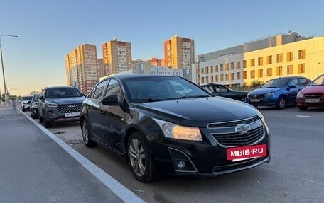 Chevrolet Cruze II, 2013 год, 380 000 рублей, 6 фотография