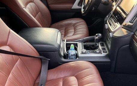 Toyota Land Cruiser 200, 2018 год, 7 300 000 рублей, 17 фотография