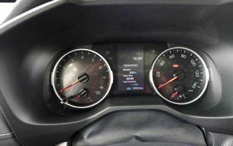 Toyota RAV4, 2021 год, 4 250 000 рублей, 13 фотография