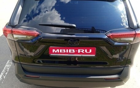 Toyota RAV4, 2021 год, 4 250 000 рублей, 9 фотография