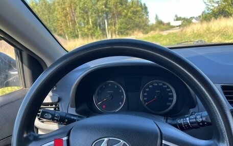 Hyundai Solaris II рестайлинг, 2013 год, 850 000 рублей, 15 фотография