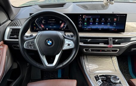 BMW X7, 2023 год, 11 000 000 рублей, 15 фотография