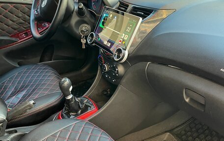 Hyundai Solaris II рестайлинг, 2011 год, 700 000 рублей, 9 фотография