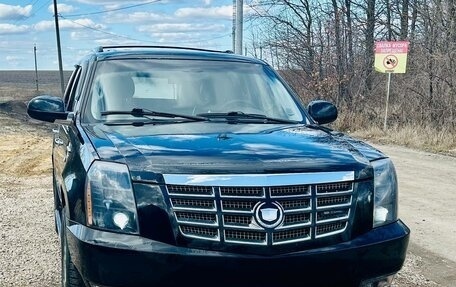 Cadillac Escalade III, 2010 год, 1 600 000 рублей, 2 фотография