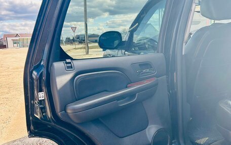 Cadillac Escalade III, 2010 год, 1 600 000 рублей, 12 фотография