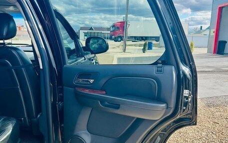 Cadillac Escalade III, 2010 год, 1 600 000 рублей, 13 фотография