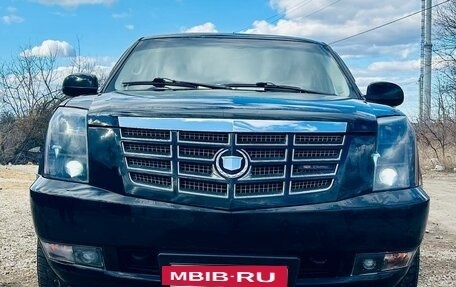 Cadillac Escalade III, 2010 год, 1 600 000 рублей, 11 фотография