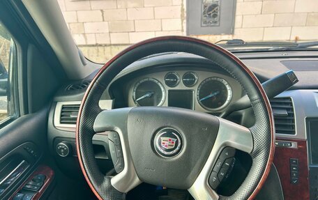 Cadillac Escalade III, 2010 год, 1 600 000 рублей, 22 фотография