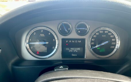 Cadillac Escalade III, 2010 год, 1 600 000 рублей, 19 фотография