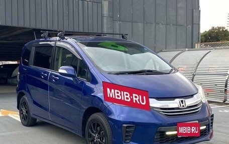 Honda Freed I, 2016 год, 808 000 рублей, 1 фотография