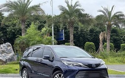 Toyota Sienna, 2022 год, 2 975 000 рублей, 1 фотография